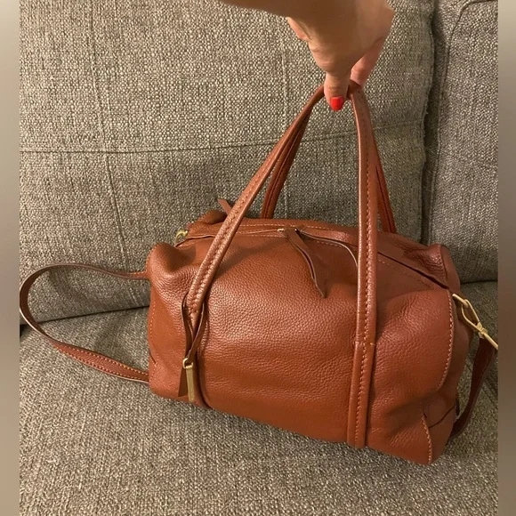 Vera Bradley "Mallory" leather satchel bag. - Picture 2 of 9